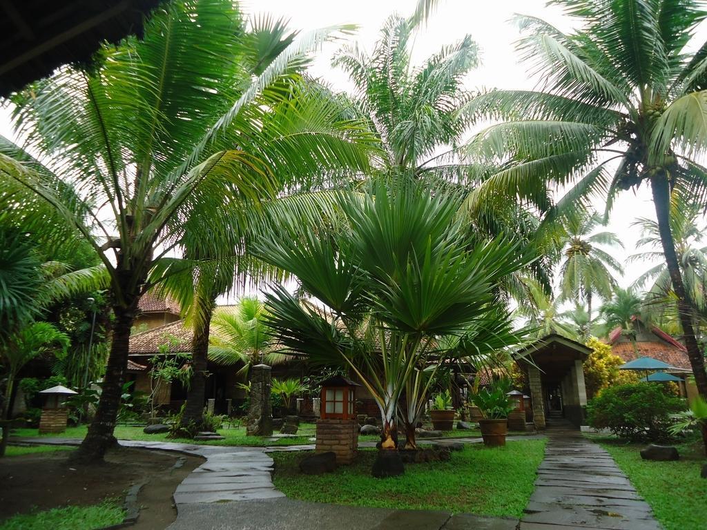 Sunrise Hotel Beach Pangandaran Rum bild