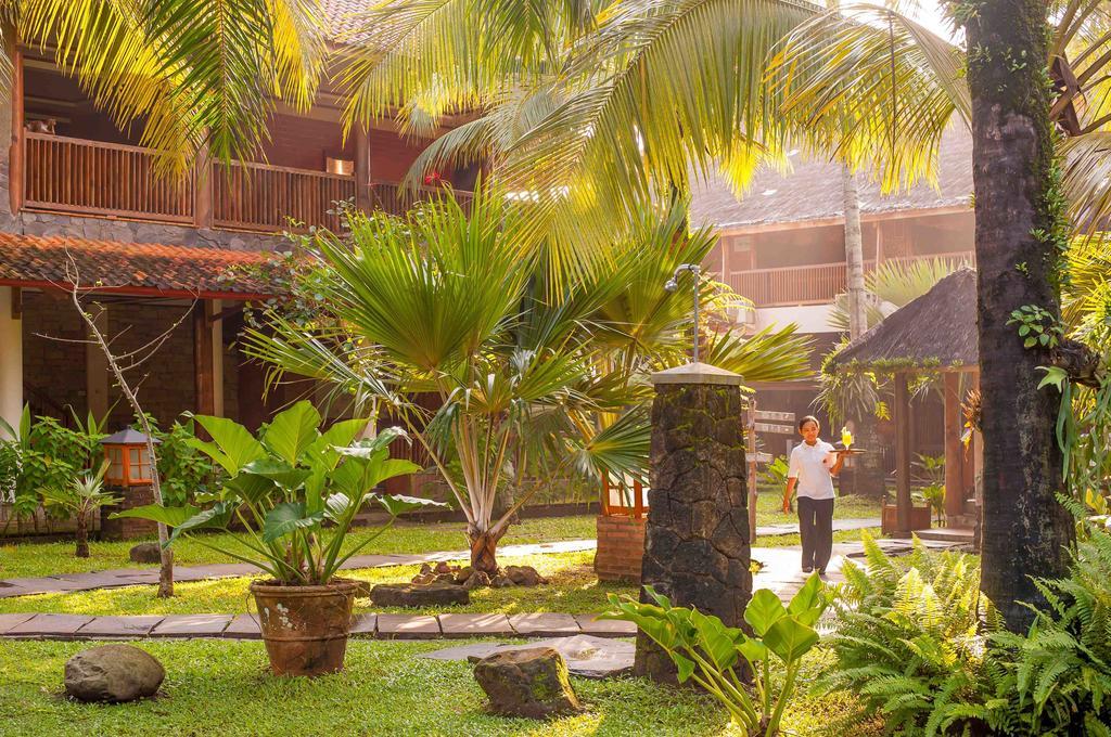 Sunrise Hotel Beach Pangandaran Exteriör bild
