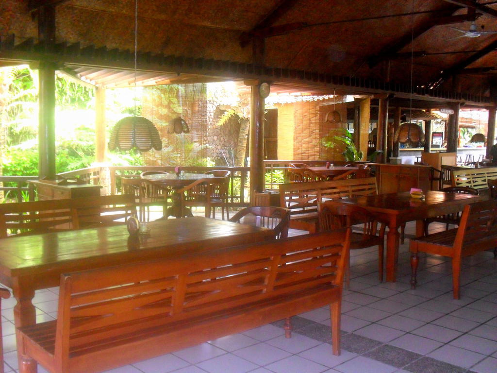 Sunrise Hotel Beach Pangandaran Exteriör bild